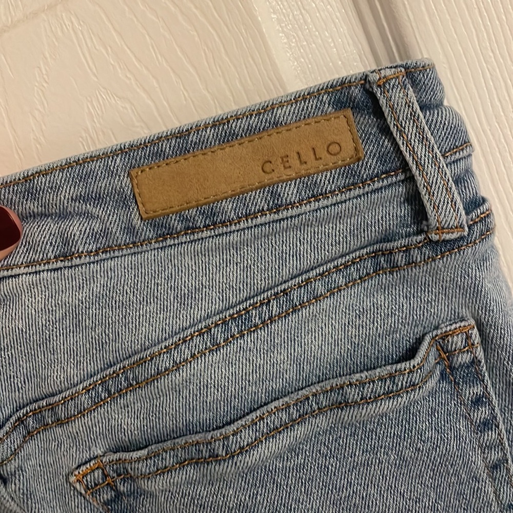 Shop Talulah Straight Leg High Waisted Jeans - Picture 3 of 4